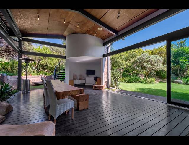 5 BEDROOM HOUSE FOR SALE IN HELDERFONTEIN ESTATE